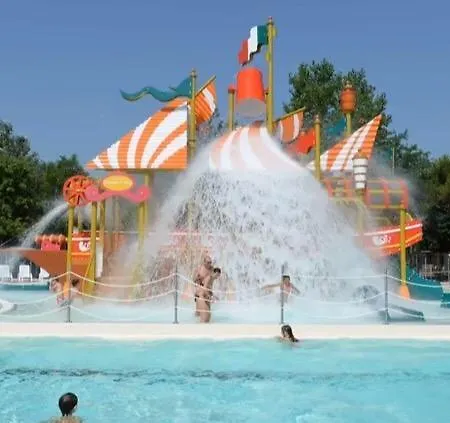 Tent Spiaggia E Mare Holiday Park 홀리데이파크 포르토 가리발디