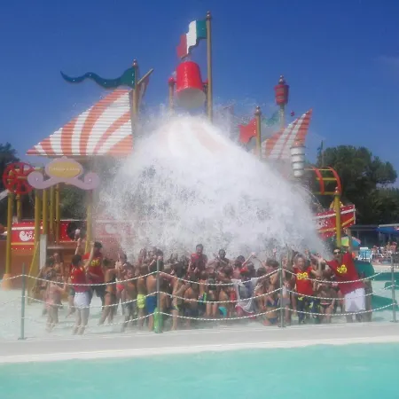 홀리데이파크 Tent Spiaggia E Mare Holiday Park 포르토 가리발디