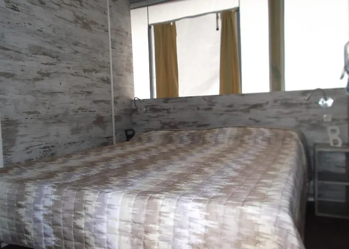 Tent Spiaggia E Mare Holiday Park Vakantiepark