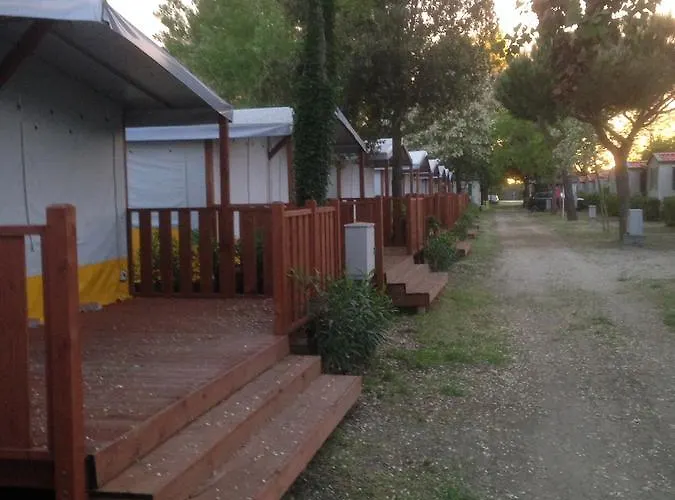 Vakantiepark Tent Spiaggia E Mare Holiday Park *